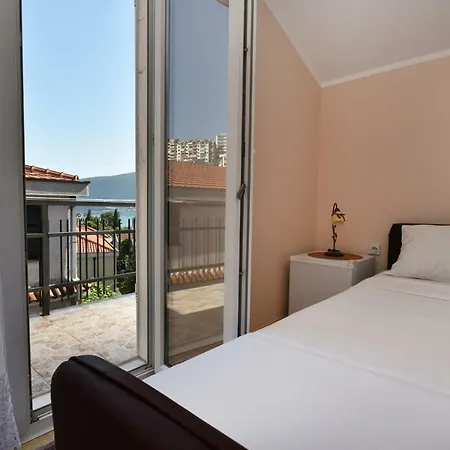 Apartments Marko Herceg Novi Exterior photo
